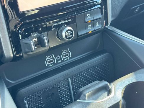 New 2026 RAM 1500 Big Horn AWD/4WD image 24