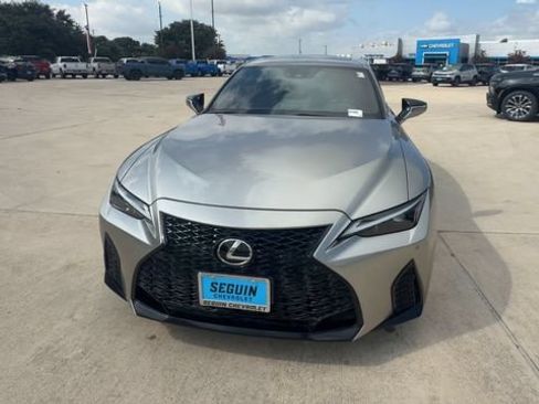 Used 2022 Lexus IS 350 F Sport RWD image 3