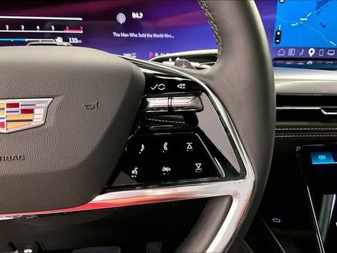 Used 2025 Cadillac Escalade Sport AWD/4WD image 27