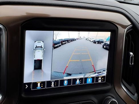 Used 2022 Chevrolet Silverado 3500 High Country w/ Z71 Off-Road Package image 18