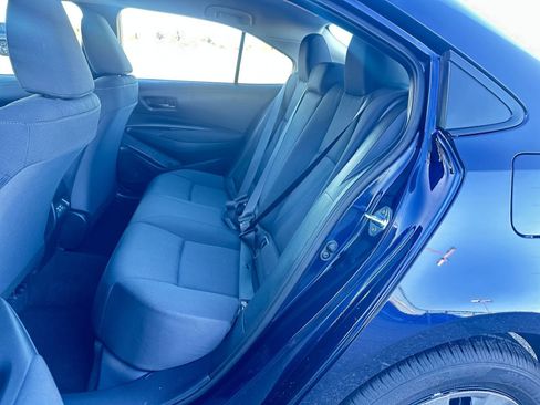 Used 2025 Toyota Corolla LE image 37
