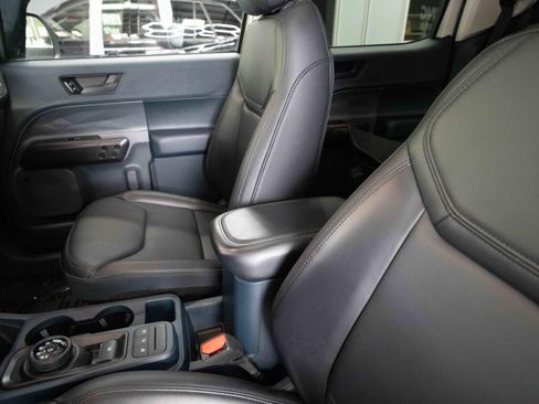 Used 2024 Ford Maverick Lariat w/ Black Appearance Package FWD image 10