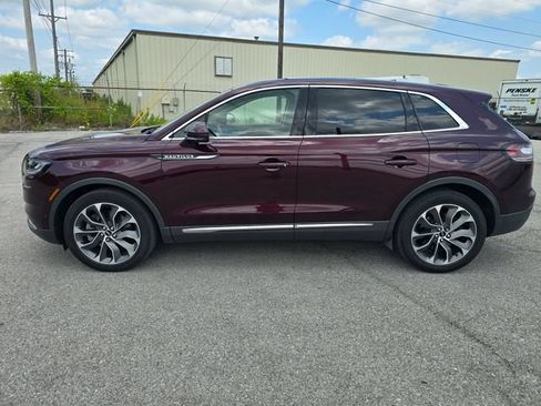 Used 2022 Lincoln Nautilus Reserve w/ Equipment Group 201A AWD/4WD image 6