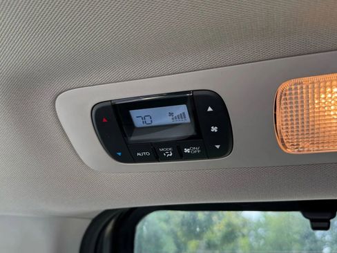 Used 2017 Honda Odyssey EX-L image 24