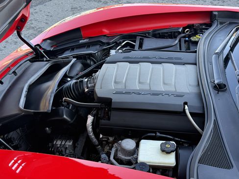 Used 2016 Chevrolet Corvette Stingray Convertible w/ Carbon Flash Badge Package image 29