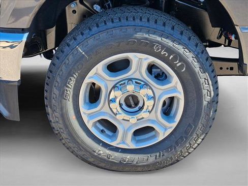 New 2026 Ford F250 XLT w/ FX4 Off-Road Package image 10