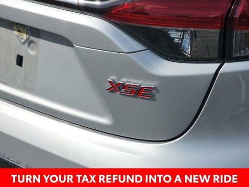 Used 2025 Toyota Corolla XSE image 15