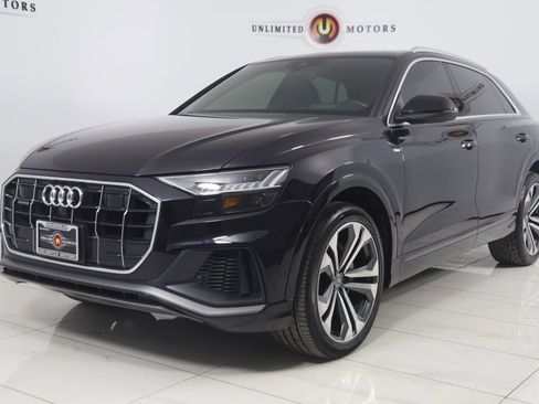 Used 2021 Audi Q8 Prestige w/ Prestige Package image 5