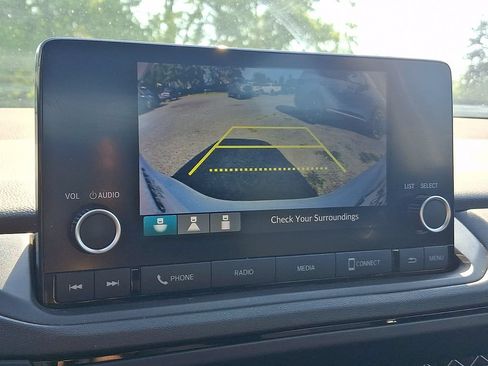 Used 2023 Honda Accord LX image 17