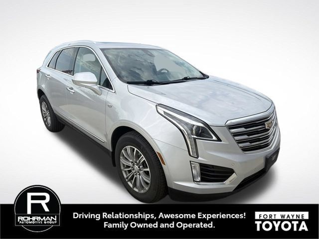 Used 2017 Cadillac XT5 Luxury w/ Driver Awareness Package FWD image 3