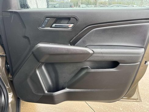 Used 2024 Chevrolet Colorado LT w/ LT Convenience Package RWD image 13