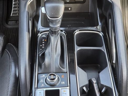 Used 2022 Kia Telluride SX w/ SX Prestige Package AWD/4WD image 17