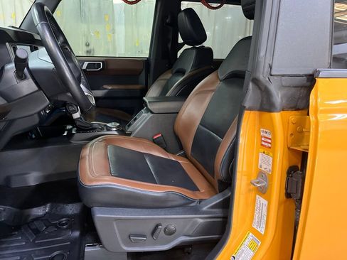 Used 2022 Ford Bronco Outer Banks AWD/4WD image 13