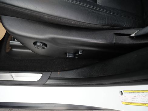 Used 2021 Jeep Grand Cherokee Limited w/ Trailer Tow Group IV image 15