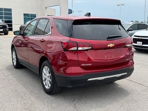Used 2024 Chevrolet Equinox LT AWD/4WD image 6