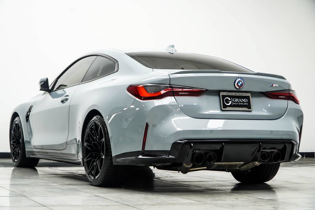Used 2022 BMW M4 Coupe w/ Executive Package RWD image 17