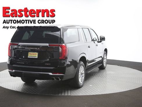 Used 2025 GMC Yukon XL Denali AWD/4WD image 44