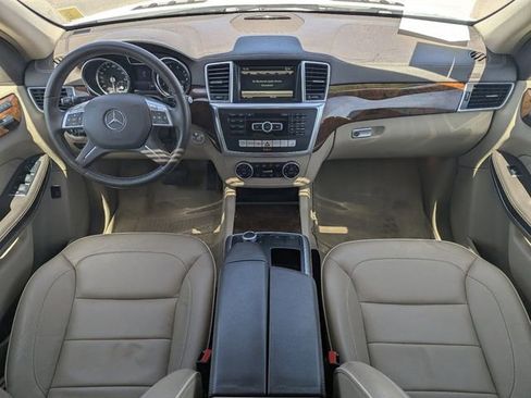 Used 2014 Mercedes-Benz GL 450 4MATIC image 14
