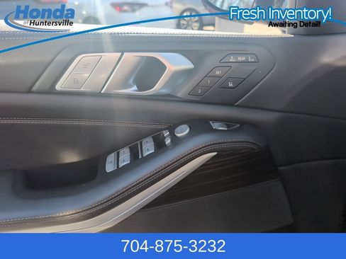 Used 2021 BMW X7 xDrive40i w/ Parking Assistance Package image 26