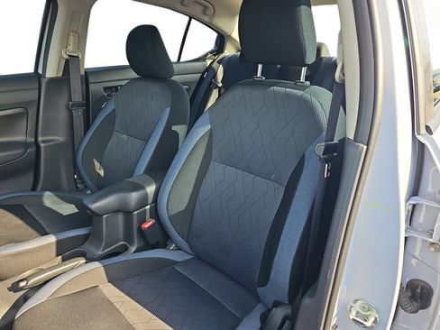 Used 2025 Nissan Versa SV w/ Trunk Package FWD image 15