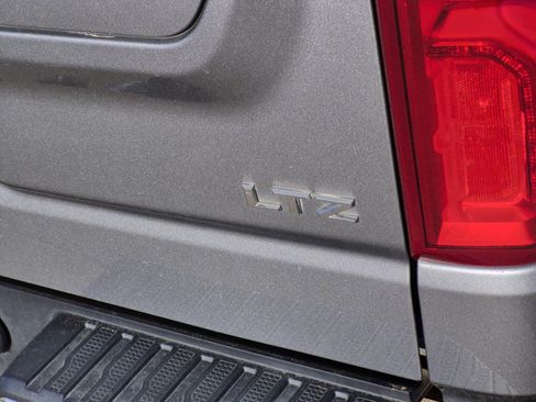 Certified 2023 Chevrolet Silverado 1500 LTZ AWD/4WD image 8
