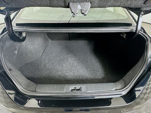 Used 2025 Nissan Sentra SV image 26