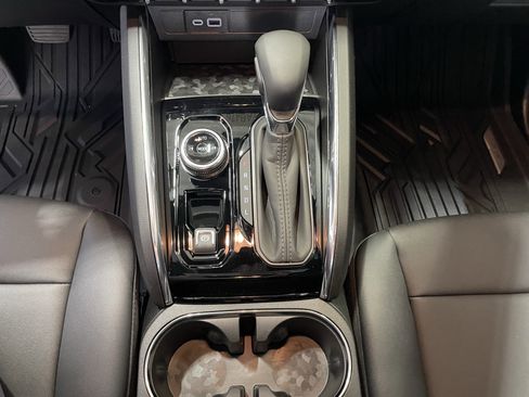 New 2026 GMC Canyon Elevation w/ Convenience Package image 15