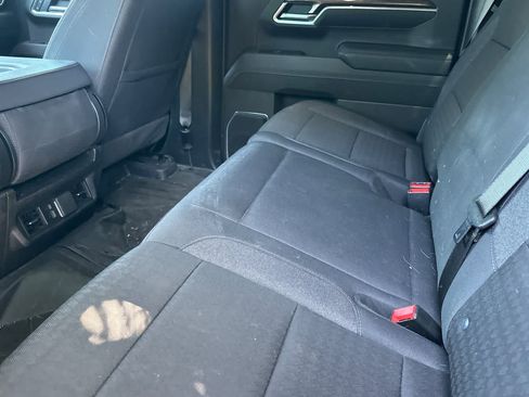 Used 2025 Chevrolet Silverado 1500 LT RWD image 5