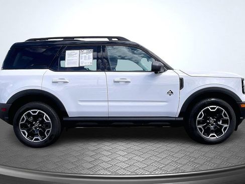 Used 2025 Ford Bronco Sport Outer Banks w/ Outer Banks Tech Package+ AWD/4WD image 4