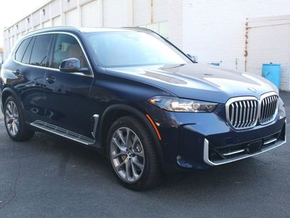 New 2026 BMW X5 xDrive50e w/ Premium Package