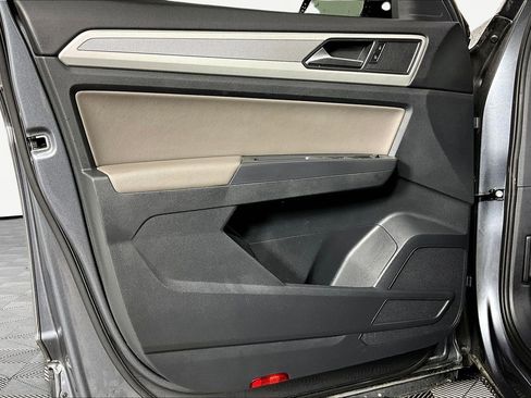 Used 2021 Volkswagen Atlas Cross Sport S image 18