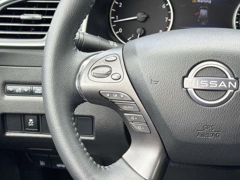 Used 2023 Nissan Murano SV FWD image 8