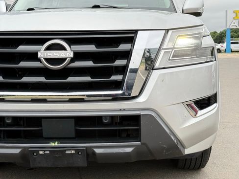 Used 2021 Nissan Armada SV AWD/4WD image 6