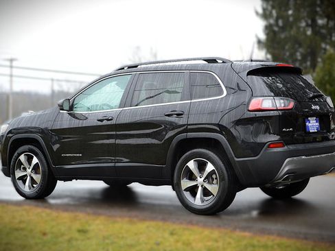 Used 2022 Jeep Cherokee Limited image 7