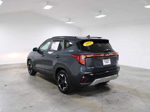Used 2025 Kia Seltos S image 7