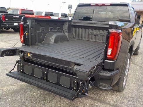 New 2026 GMC Sierra 1500 Denali image 5