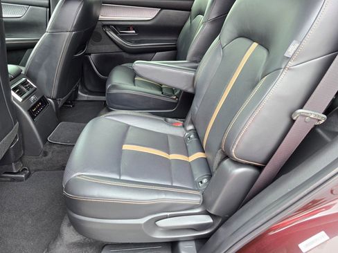 Used 2024 MAZDA CX-90 3.3 Turbo S w/ Premium Package image 34