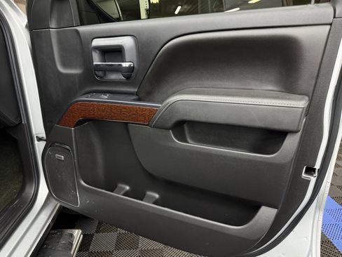 Used 2015 GMC Sierra 1500 SLT w/ SLT Crew Cab Value Package image 5