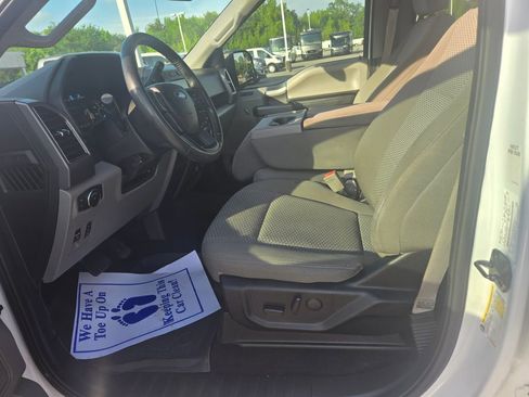 Used 2019 Ford F150 XLT w/ Equipment Group 302A Luxury RWD image 7