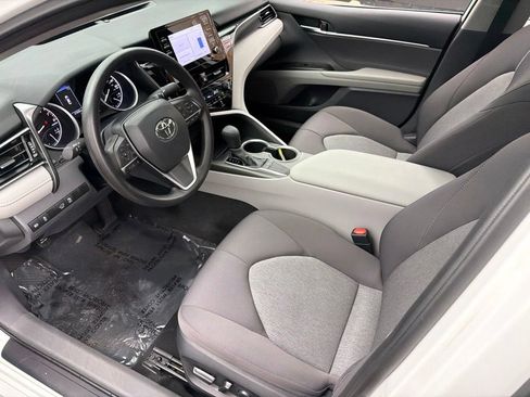 Used 2024 Toyota Camry LE w/ Convenience Package FWD image 10