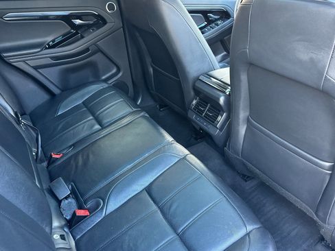 Used 2022 Land Rover Range Rover Evoque R-Dynamic S image 31