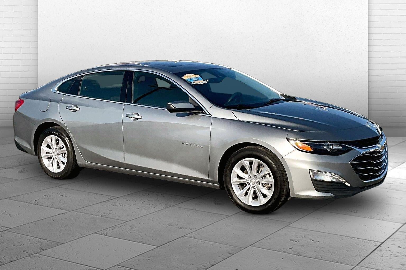 Used 2024 Chevrolet Malibu LT FWD image 1