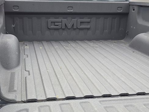 Used 2018 GMC Sierra 1500 SLT AWD/4WD image 8