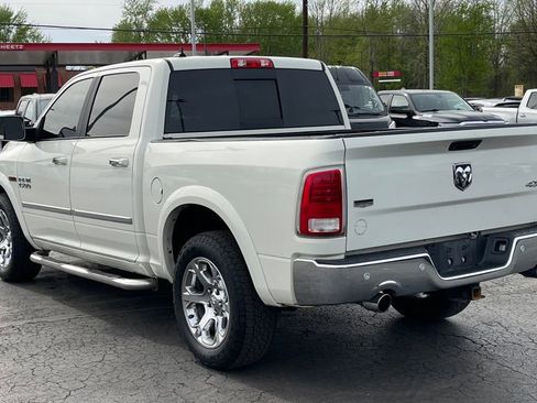 Used 2018 RAM 1500 Laramie AWD/4WD image 8