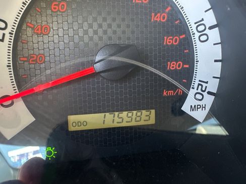 Used 2012 Toyota Tacoma 4WD Double Cab V6 MT (Natl) image 16