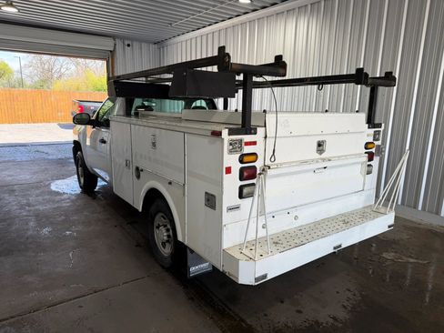 Used 2008 Chevrolet Silverado 2500 W/T image 2