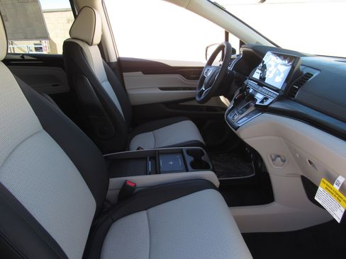 New 2026 Honda Odyssey Elite image 8