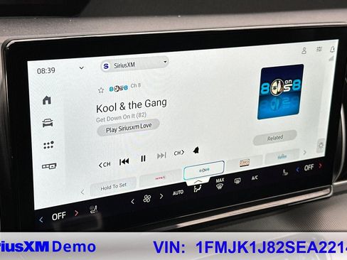 Used 2025 Ford Expedition Max Active image 25