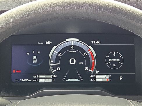 Used 2024 Toyota Tundra Limited AWD/4WD image 23