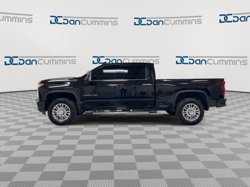 Used 2023 Chevrolet Silverado 2500 High Country image 5